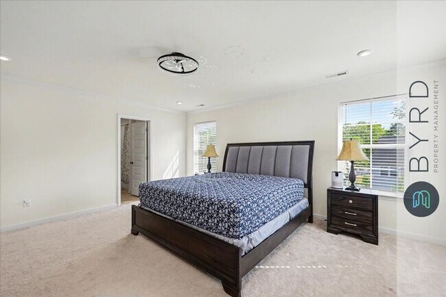 Building Photo - 18111 Jones Run Trl