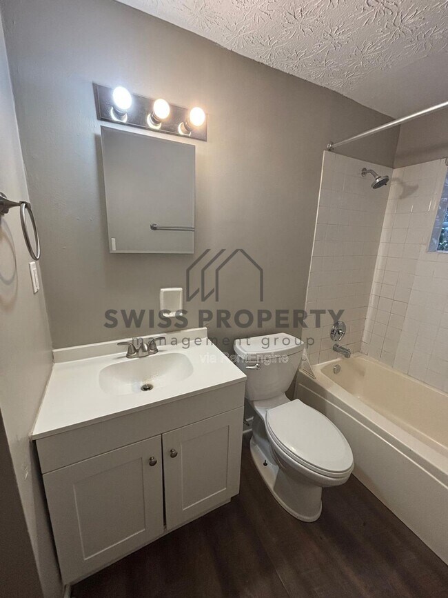 Building Photo - 3717 Beulah Rd