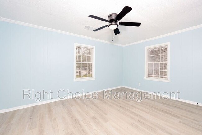 Building Photo - 519 Parkchester Dr