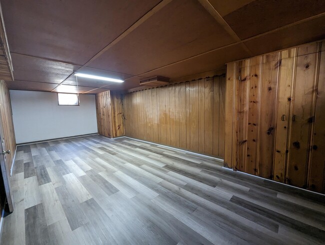Building Photo - 3318 Carolina Ave