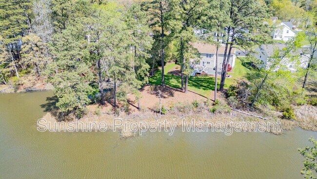 Building Photo - 5987 Eagle Point