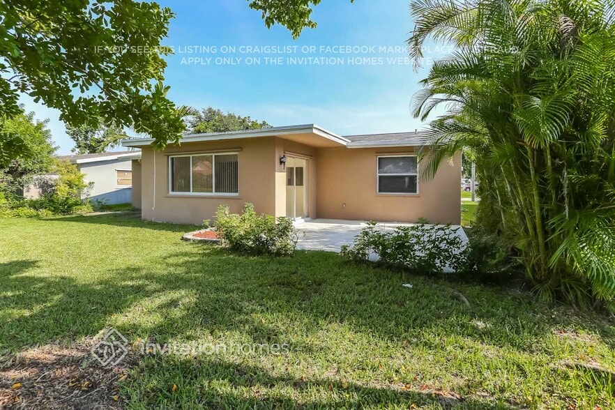 Building Photo - 9394 NW 19th Pl