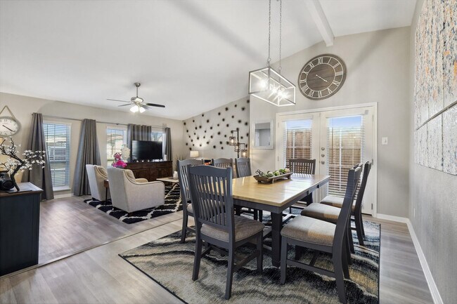 Building Photo - 2914 Flagstone Dr