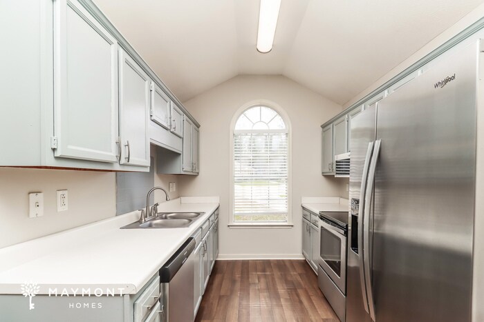 Building Photo - 219 Falcon Cove