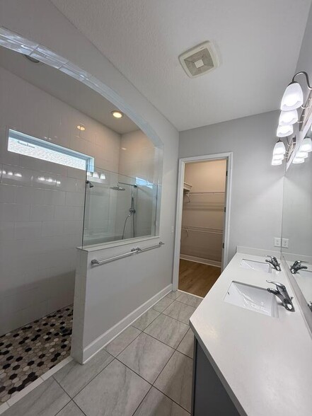 Building Photo - 164 Dalton Cir