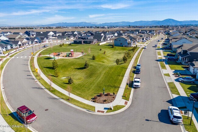 Building Photo - Spacious 4BR + Loft Home in Desirable North Place Community — Post Falls