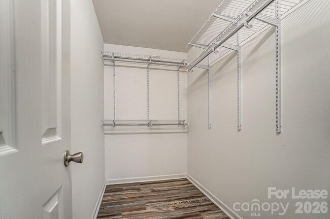 Building Photo - 5519 Waverly Lynn Ln