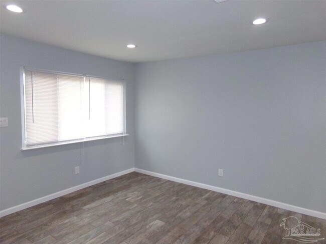 Building Photo - 4201 Wycliff Dr