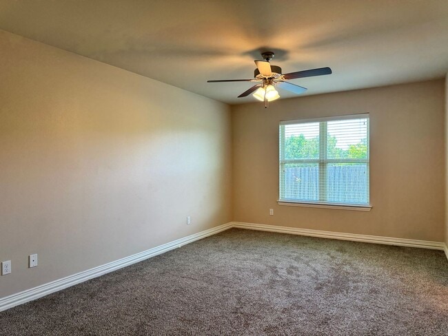 Building Photo - 309 Princess Place