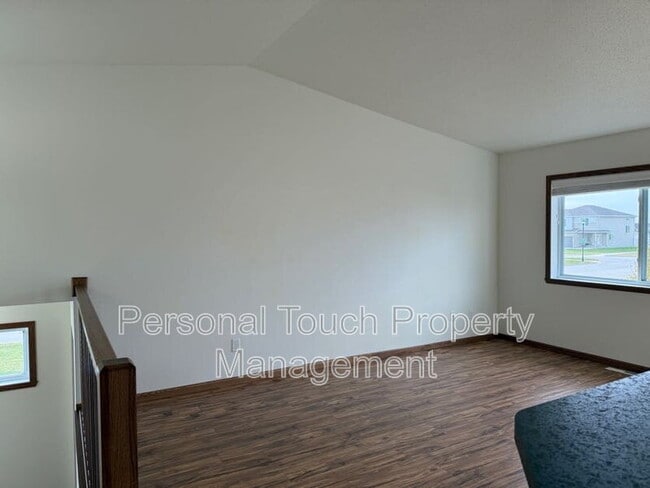 Building Photo - 2580 5th St W