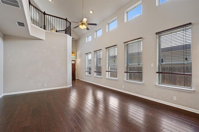 Building Photo - 7337 Menchaca Rd