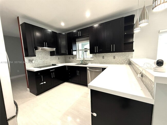 Building Photo - 29263 SW 142nd Ave