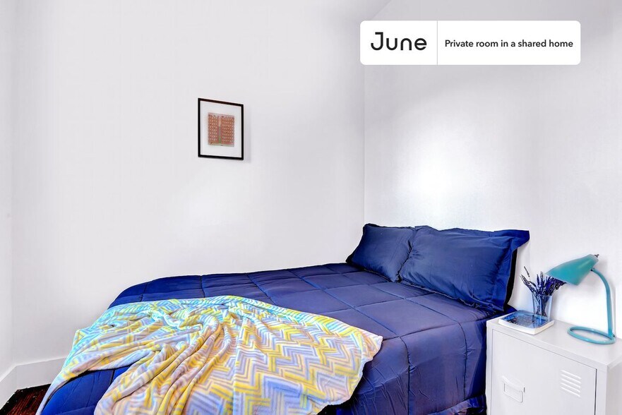 Building Photo - Room in Shared 2.0 bed/1 bath home