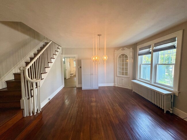 Building Photo - 4 Bedroom 1.5 Bath in Suburban SD- Large Yard/Deck and Garage