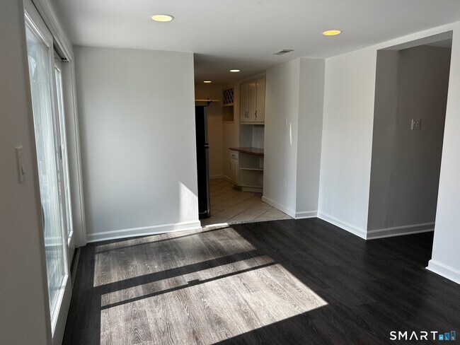 Building Photo - 97 Godfrey Rd