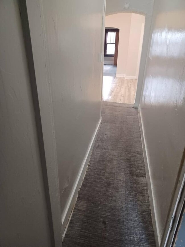 Building Photo - 1.0 bedroom in Richmond Indiana 47374