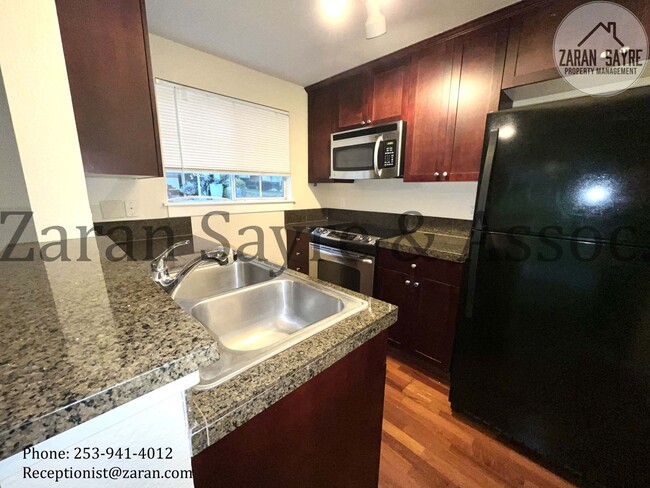 Building Photo - 349- Beautiful 1 Bedroom - 1 Bathroom Cond...