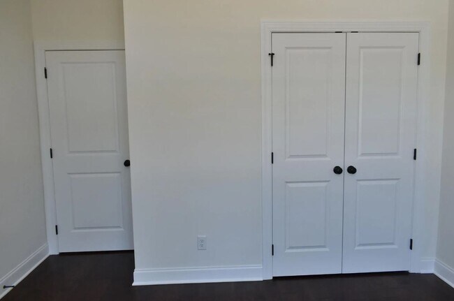 Building Photo - 968 Jackson Mill Dr