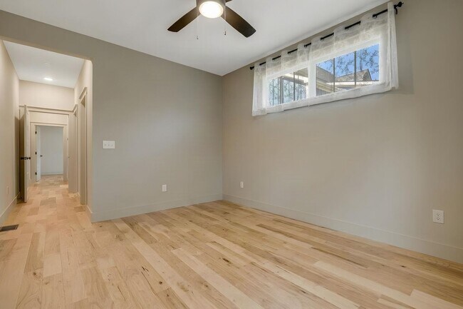 Building Photo - 40 Rangeley Dr