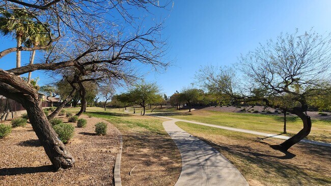 Building Photo - 4 Bedroom Home at the Grange in the Power ...