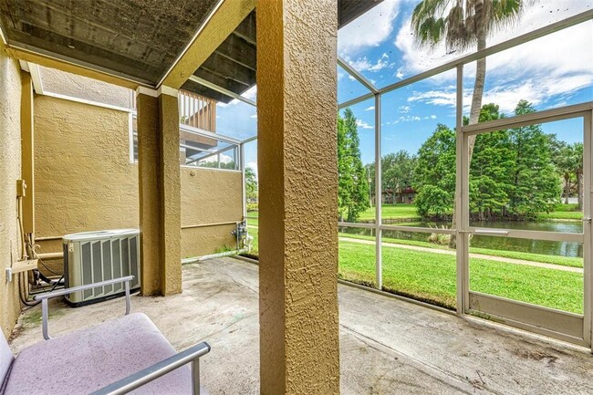 Building Photo - 2926 Bayshore Pointe Dr