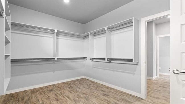 Building Photo - 17857 Salem Rd