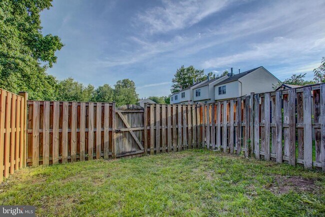 Building Photo - 12830 Evansport Pl