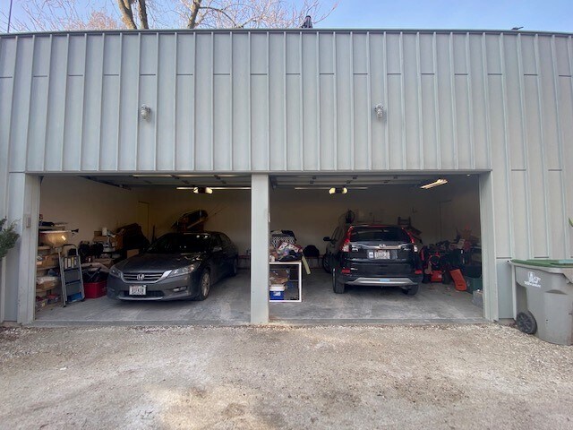 Oversized 2 car garage. - 1730 N Franklin Pl