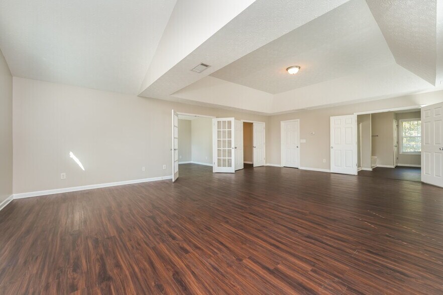 Building Photo - 1035 Paper Creek Dr SE