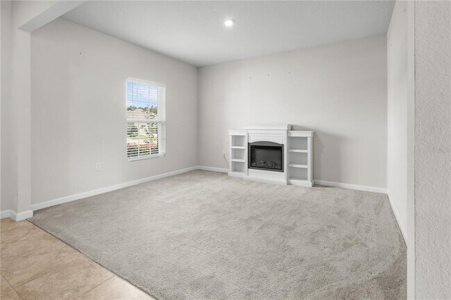 Building Photo - 308 Fiddlewood Ct