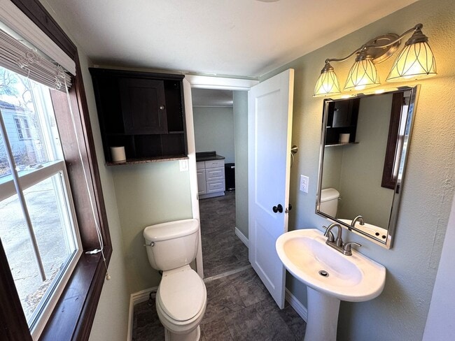 Building Photo - Beautifully Remodeled Home Near Terry Park