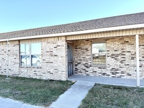 Building Photo - 11955 Sandpiper Rd