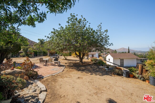 Building Photo - 6739 Garces Ave