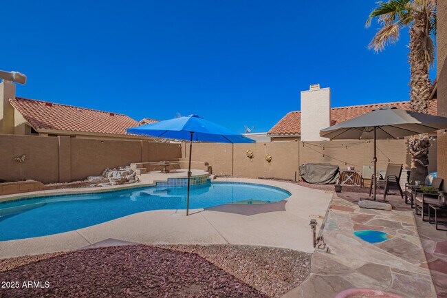 Building Photo - 7724 W Oraibi Dr