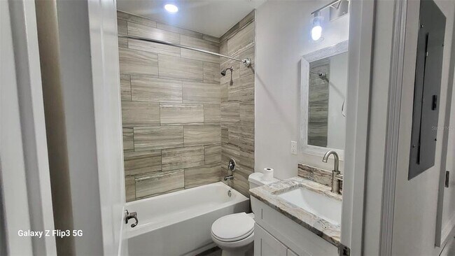 Building Photo - 346 Clermont Dr