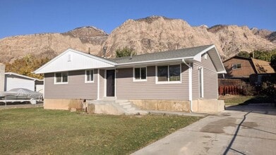 Building Photo - 134 N 925 E St