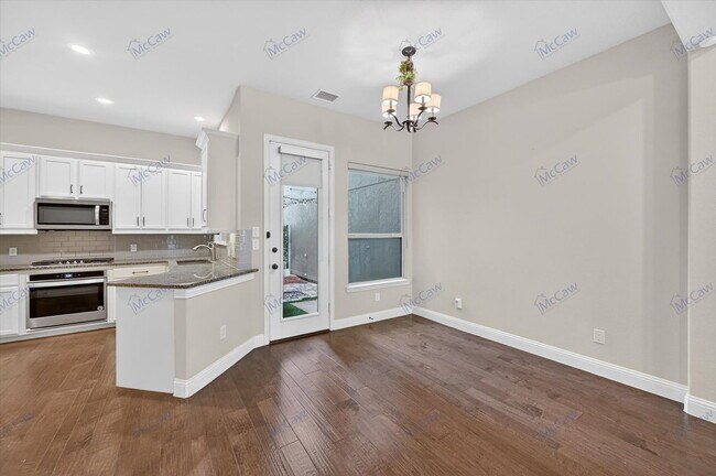 Building Photo - 4224 Riverside Dr