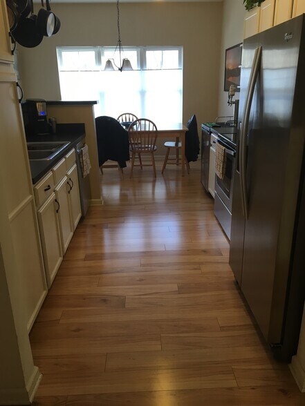 Building Photo - 64 Clingman Ave