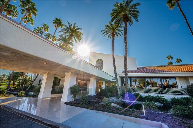 Building Photo - 95 Princeton Dr