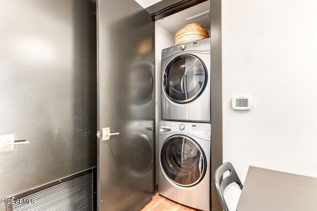 Building Photo - 4422 N 75th St