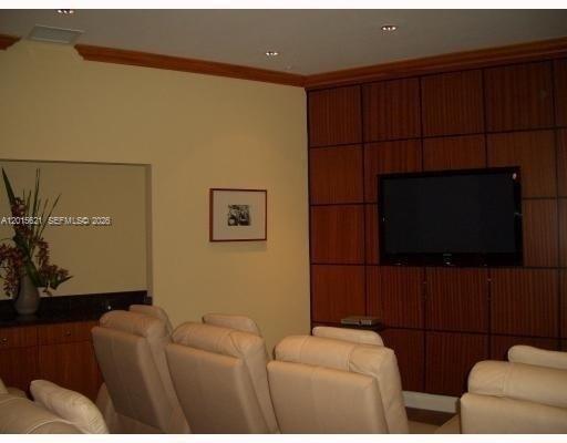 Building Photo - 1745 E Hallandale Beach Blvd