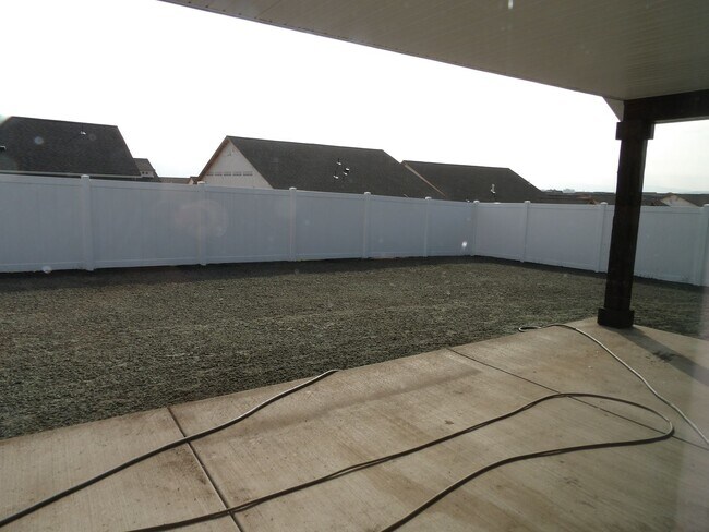 Building Photo - Beautiful home in Rathdrum Idaho