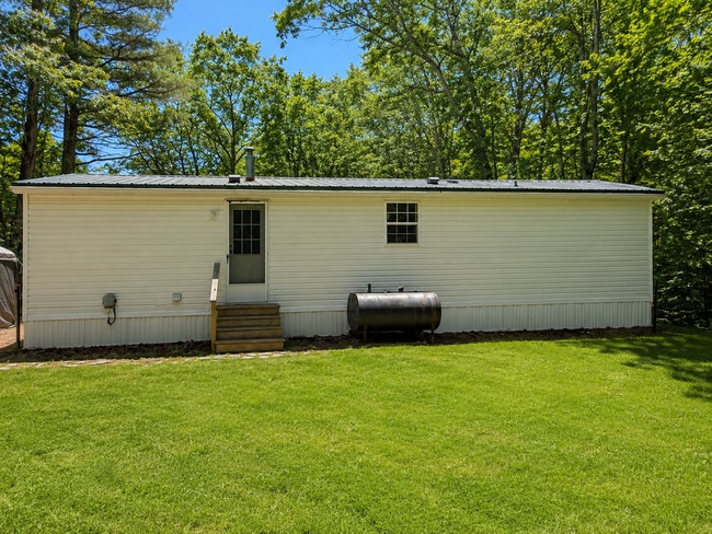 Building Photo - 102 Ridge Rd