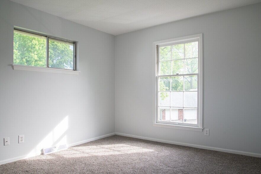 Building Photo - 8715 W 78th Cir