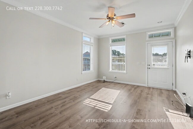 Building Photo - 1515 E Beach Blvd