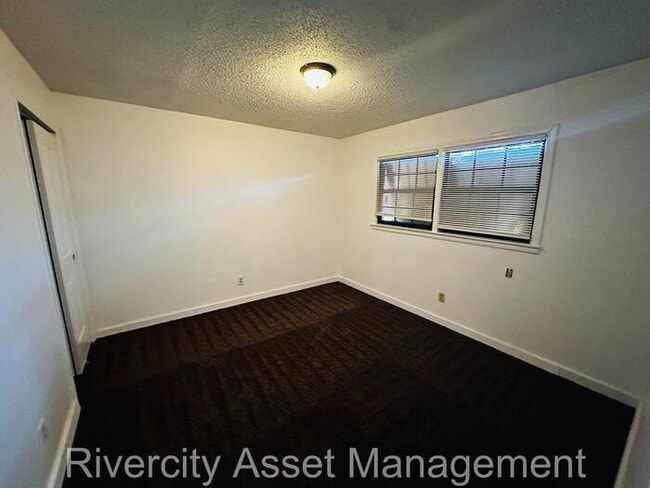 Building Photo - A Must See In Frayser!
