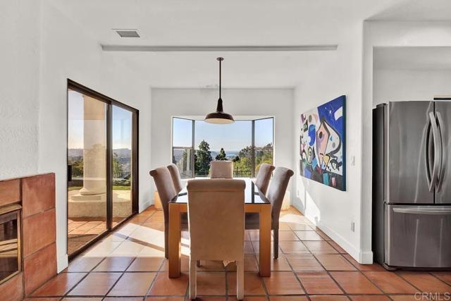 Building Photo - 3230 Piragua St