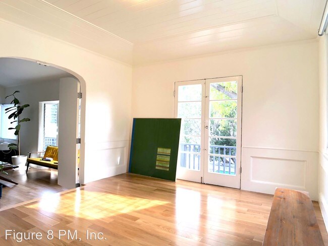 Building Photo - 2 br, 1 bath Apartment - 1947 Hyperion Ave