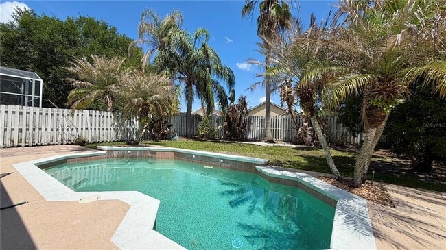 Building Photo - 4860 Chalfont Dr
