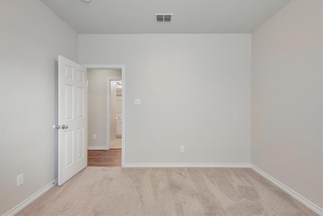 Building Photo - 2828 Cameron Bay Dr